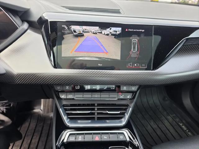 2024 Audi e-tron GT Premium Plus quattro