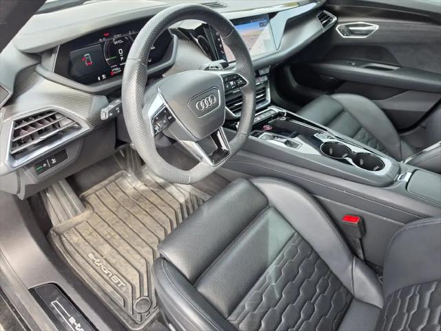 2024 Audi e-tron GT Premium Plus quattro