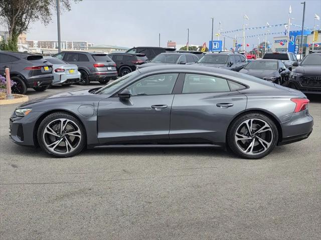 2024 Audi e-tron GT Premium Plus quattro