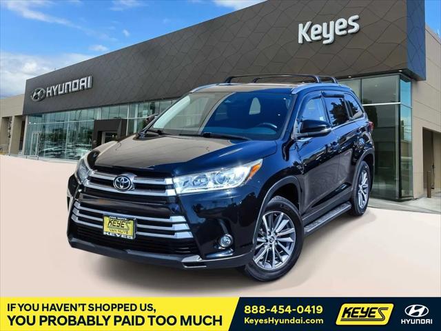 2019 Toyota Highlander XLE for sale in Van Nuys, CA