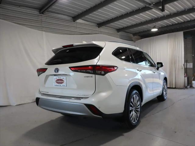2021 Toyota Highlander Hybrid Platinum