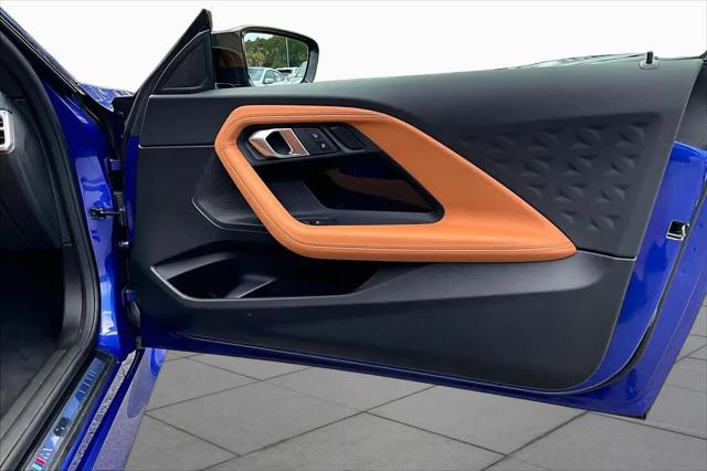 2025 BMW M240 i