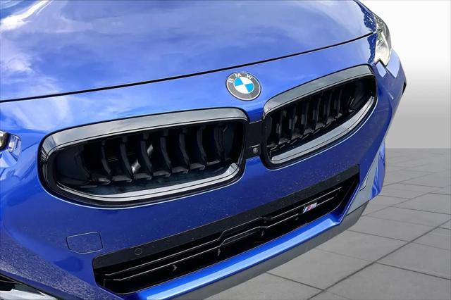 2025 BMW M240 i