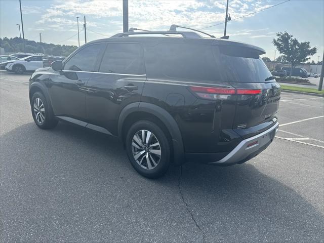 2024 Nissan Pathfinder SL FWD