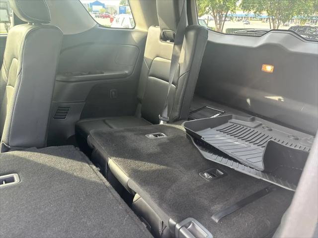 2024 Nissan Pathfinder SL FWD