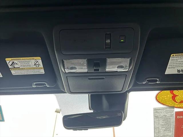 2023 Nissan Frontier Crew Cab PRO-X 4x2