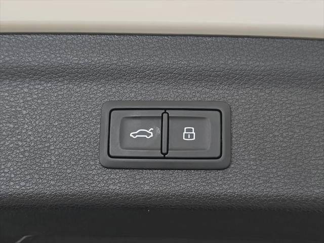 2021 Audi Q3 S line Premium