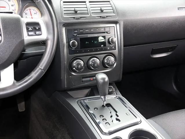 2013 Dodge Challenger SXT