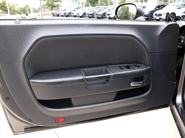 2013 Dodge Challenger SXT