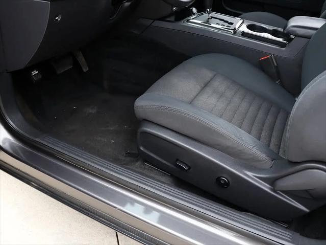 2013 Dodge Challenger SXT