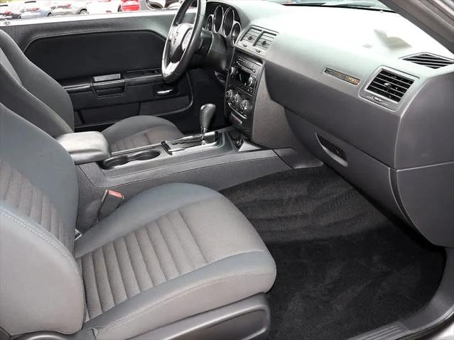 2013 Dodge Challenger SXT