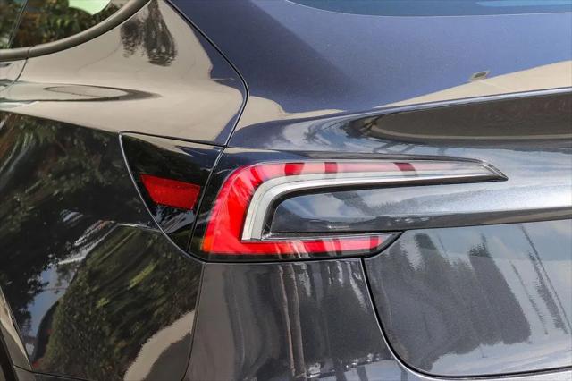 2026 Tesla Model 3 Premium Rear-Wheel Drive