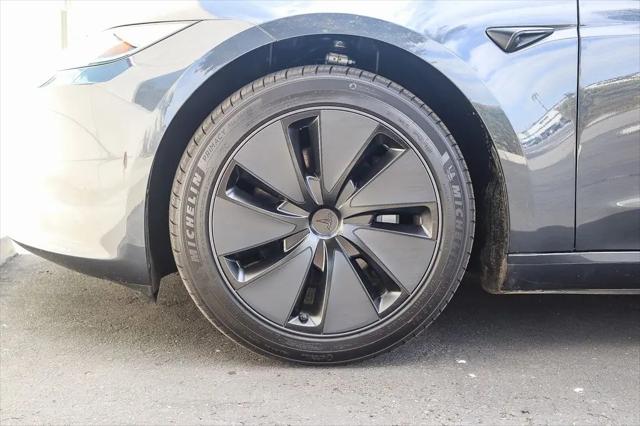 2026 Tesla Model 3 Premium Rear-Wheel Drive