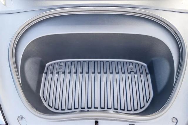 2026 Tesla Model 3 Premium Rear-Wheel Drive