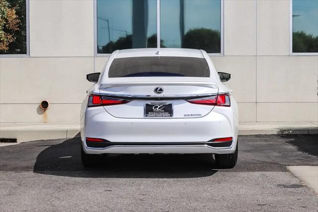 2025 Lexus ES 300h ES 300h