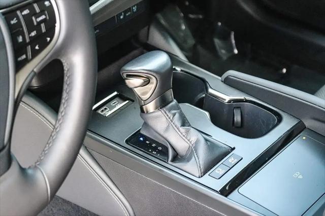 2025 Lexus ES 300h ES 300h