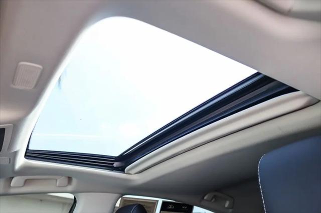 2025 Lexus ES 300h ES 300h