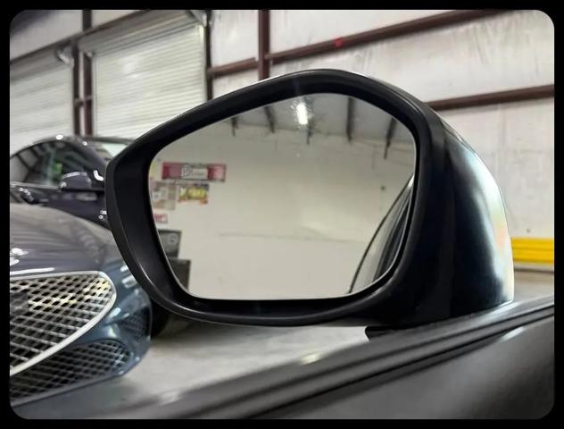 2023 Honda Civic EX-L w/o BSI