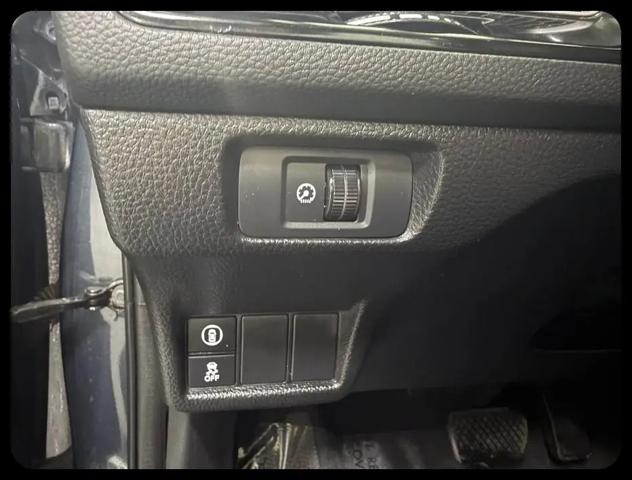 2023 Honda Civic EX-L w/o BSI