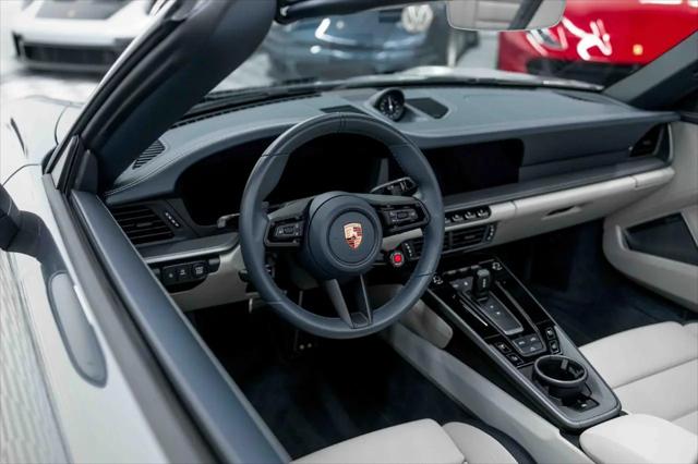 2025 Porsche 911 Carrera S