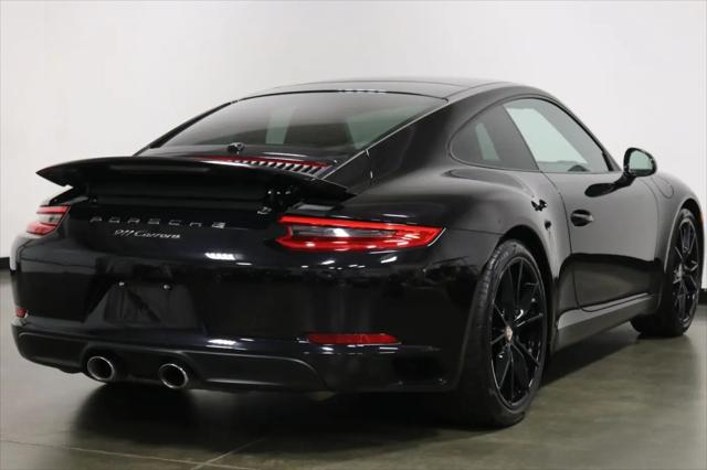 2017 Porsche 911 Carrera