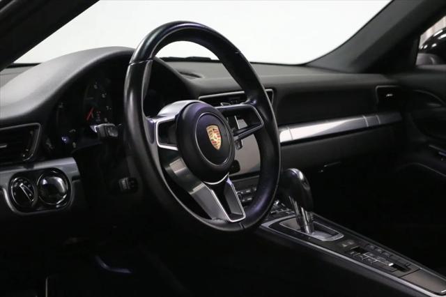 2017 Porsche 911 Carrera