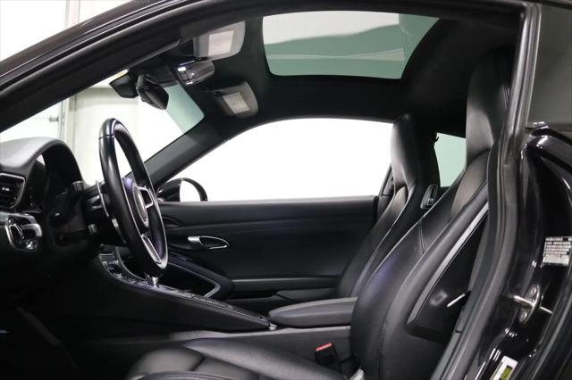 2017 Porsche 911 Carrera