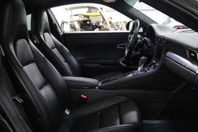 2017 Porsche 911 Carrera