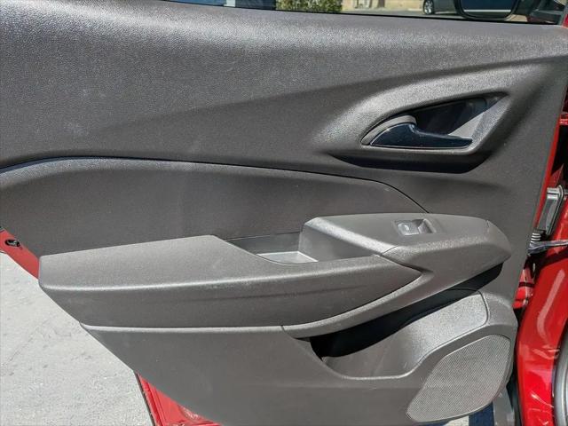 2025 Chevrolet Trax FWD LT