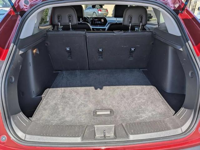 2025 Chevrolet Trax FWD LT