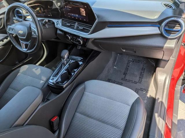 2025 Chevrolet Trax FWD LT