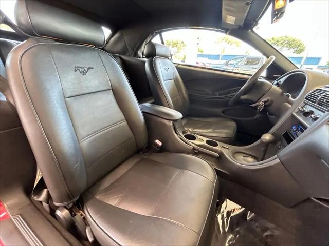 2003 Ford Mustang Premium