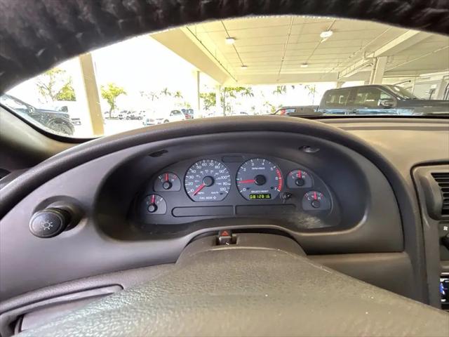 2003 Ford Mustang Premium