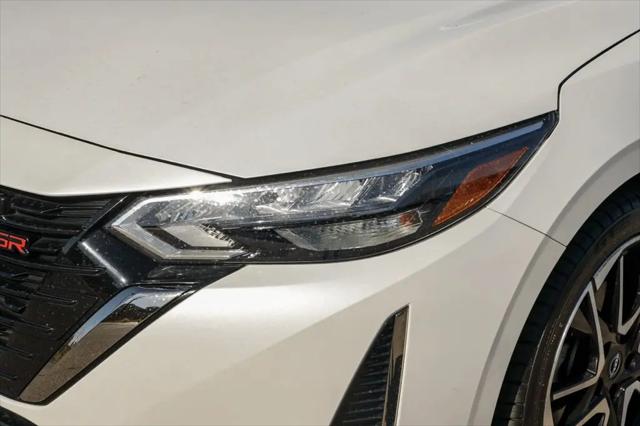 2024 Nissan Sentra SR Xtronic CVT