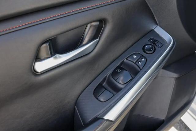 2024 Nissan Sentra SR Xtronic CVT