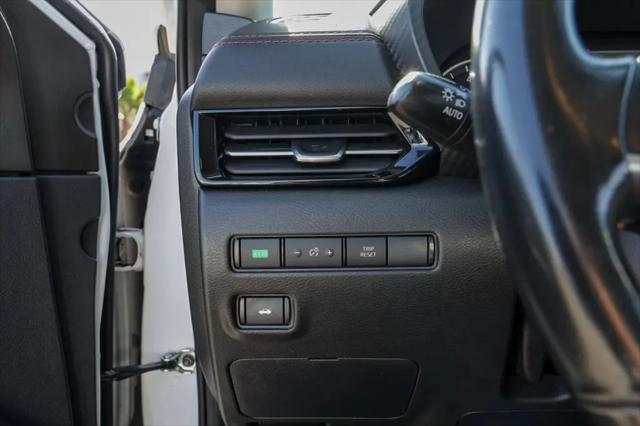 2024 Nissan Sentra SR Xtronic CVT