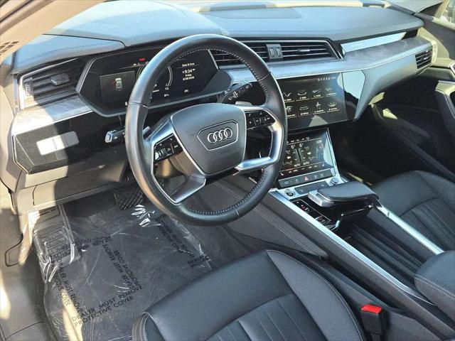 2021 Audi e-tron Premium quattro