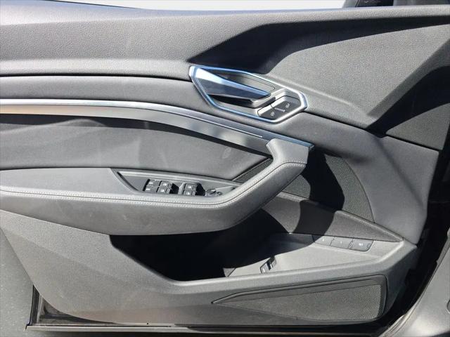 2021 Audi e-tron Premium quattro