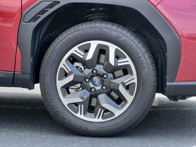 2025 Subaru Forester Base