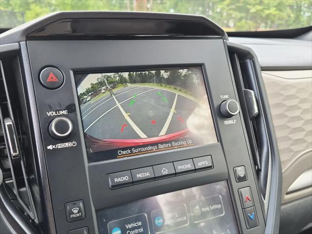 2025 Subaru Forester Base