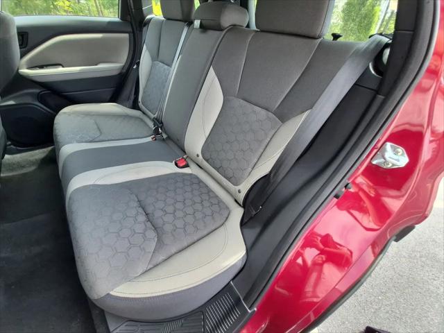 2025 Subaru Forester Base
