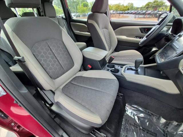 2025 Subaru Forester Base
