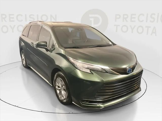 2025 Toyota Sienna LE for sale in Tucson, AZ