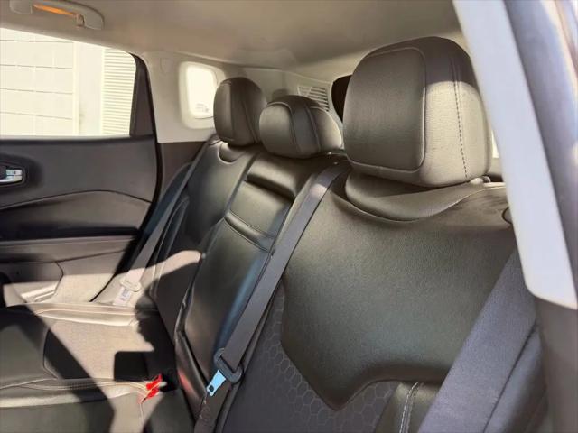 2018 Jeep Compass Latitude FWD