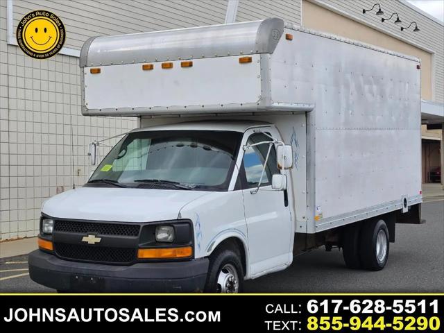 2004 Chevrolet Express Cutaway C6Y for sale in Somerville, MA