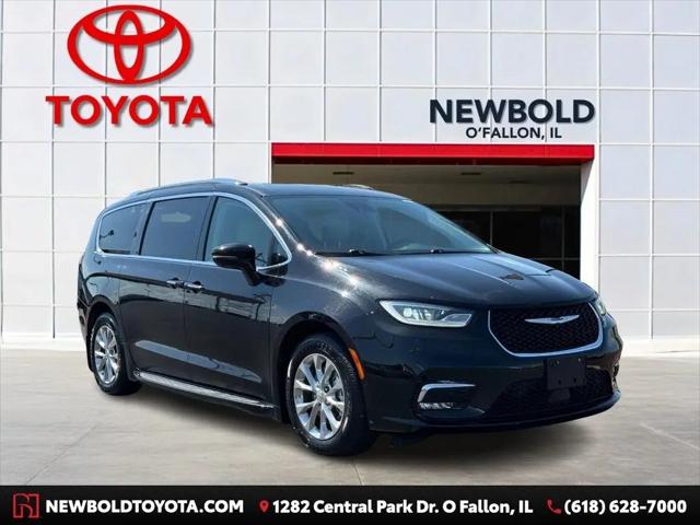 2021 Chrysler Pacifica Touring L for sale in O'Fallon, IL