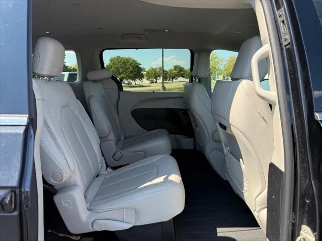 2021 Chrysler Pacifica Touring L