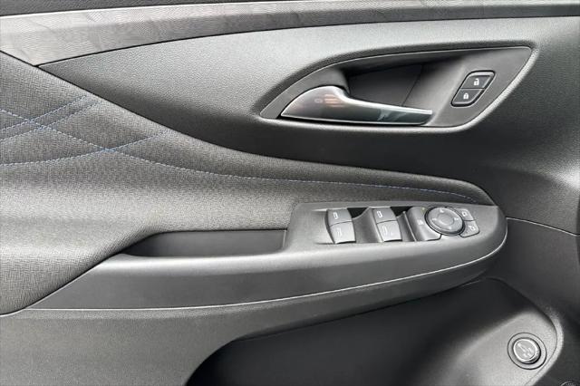 2026 Buick NV Sport Touring FWD