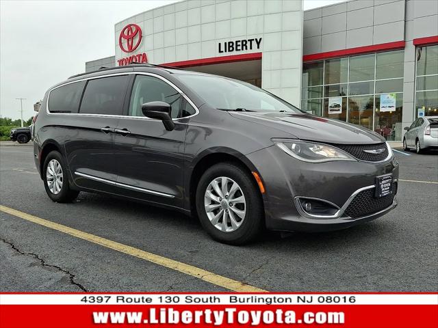 2017 Chrysler Pacifica Touring-L for sale in Burlington, NJ