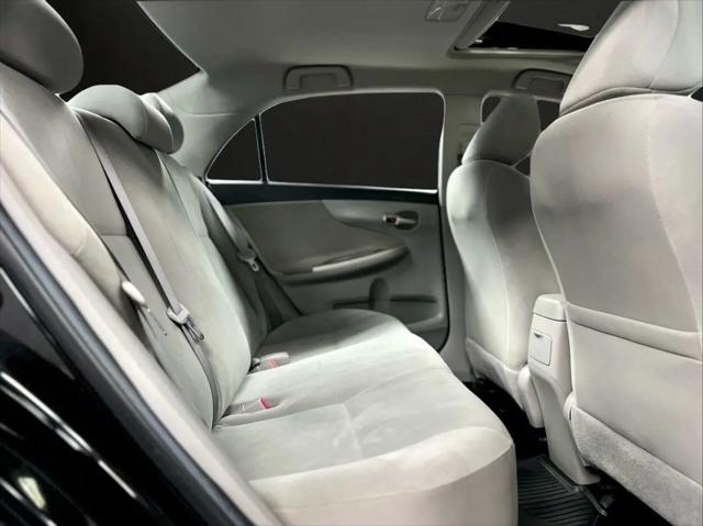 2011 Toyota Corolla LE